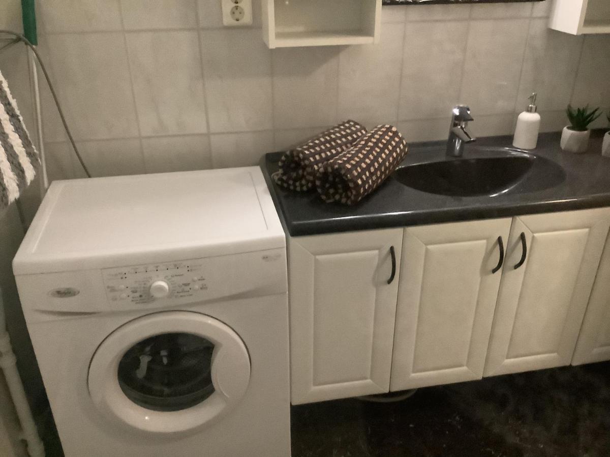 Torill'S Apartment 크라제로 외부 사진